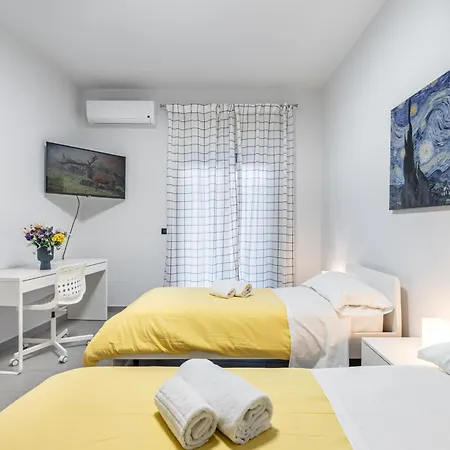 Apartament Elegant Urban Oasis: Bright In *